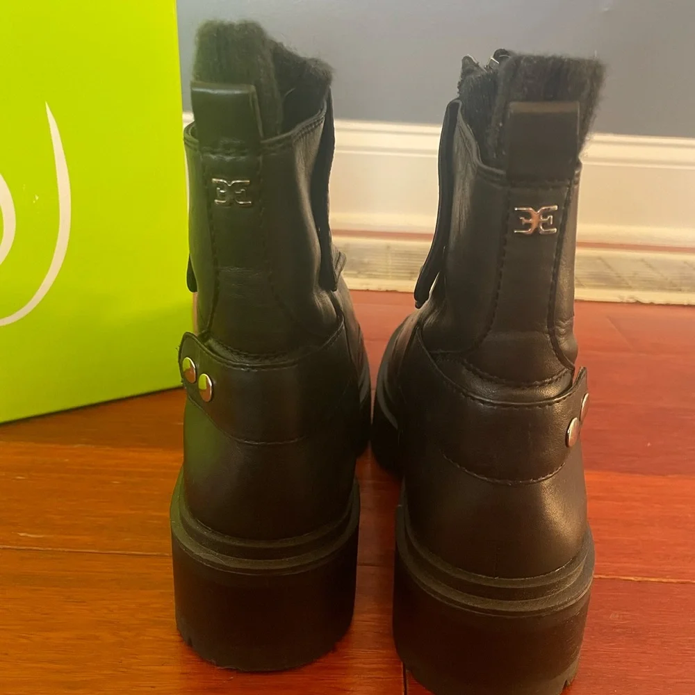 Sam Edelman Black Zip Up Boots Like New with box Size 9M - Picture 3 of 11